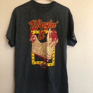 Unisex Large Jersey T-shirt With “Wingin It” & Chicken On Front Dk Grey Fun Wear
